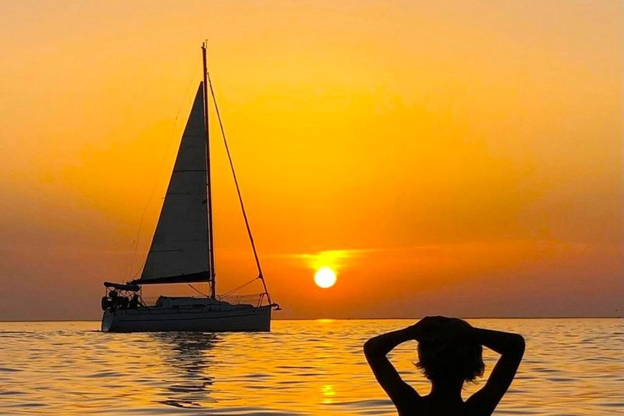 Passeio de Barco ao Pôr-do-sol pelas Ilhas da Ria Formosa