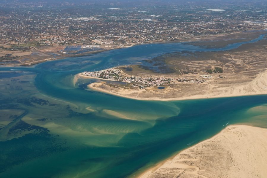 Passeio de Barco pelas 3 Ilhas da Ria Formosa : Culatra , Armona e Farol